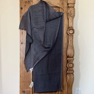 Faherty Brand 'Signature Linen Wrap' Black Scarf/Shoulder Wrap/Cover Up